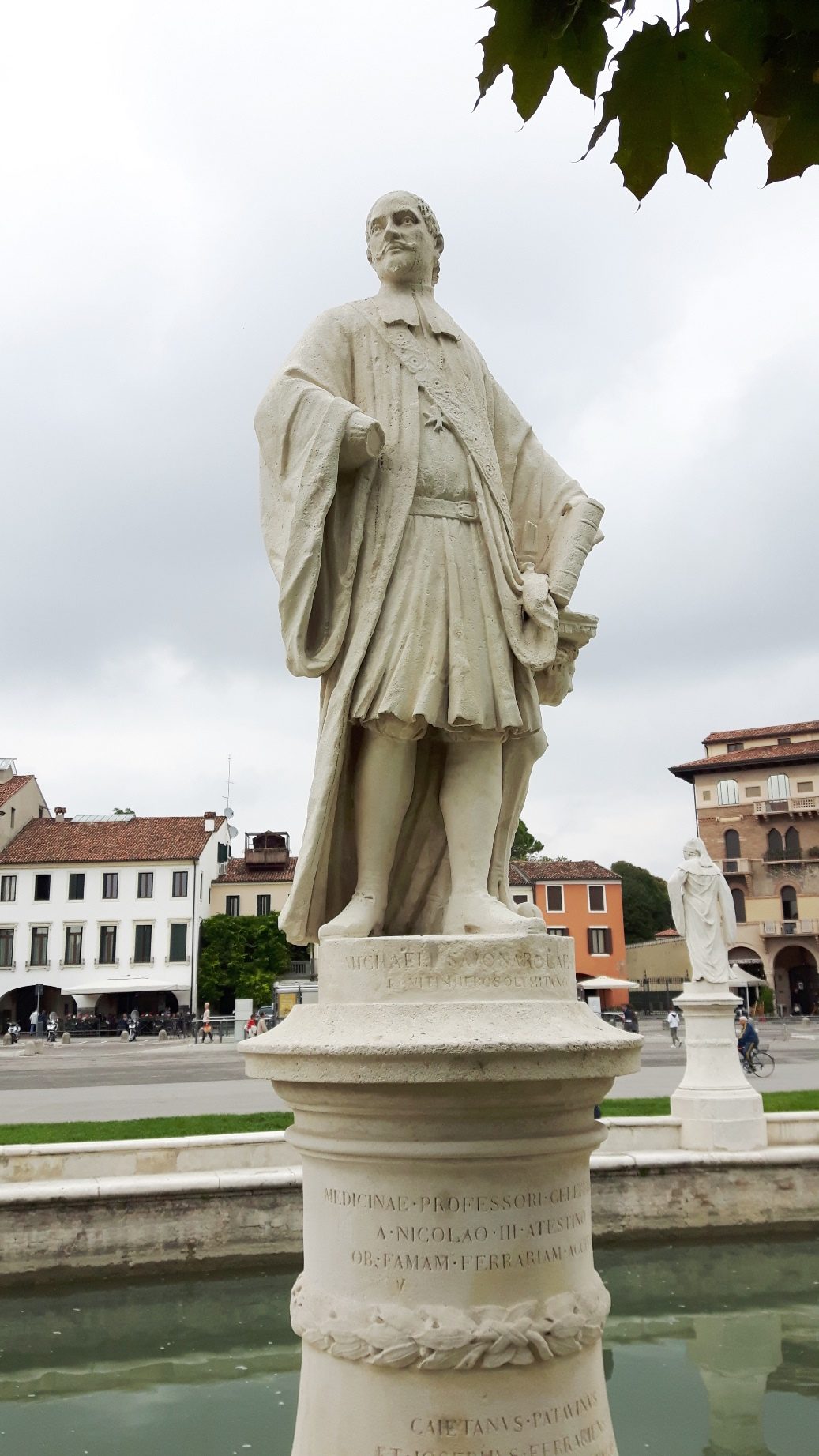 Michele Savonarola's monument, Padua - 02.jpg